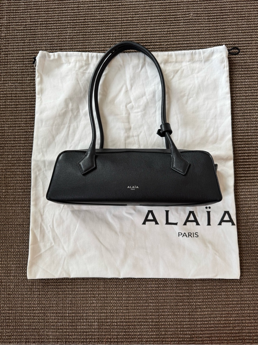 Alaia Black Le Teckel Medium Shoulder Bag MSRP $3050 - Picture 2 of 13